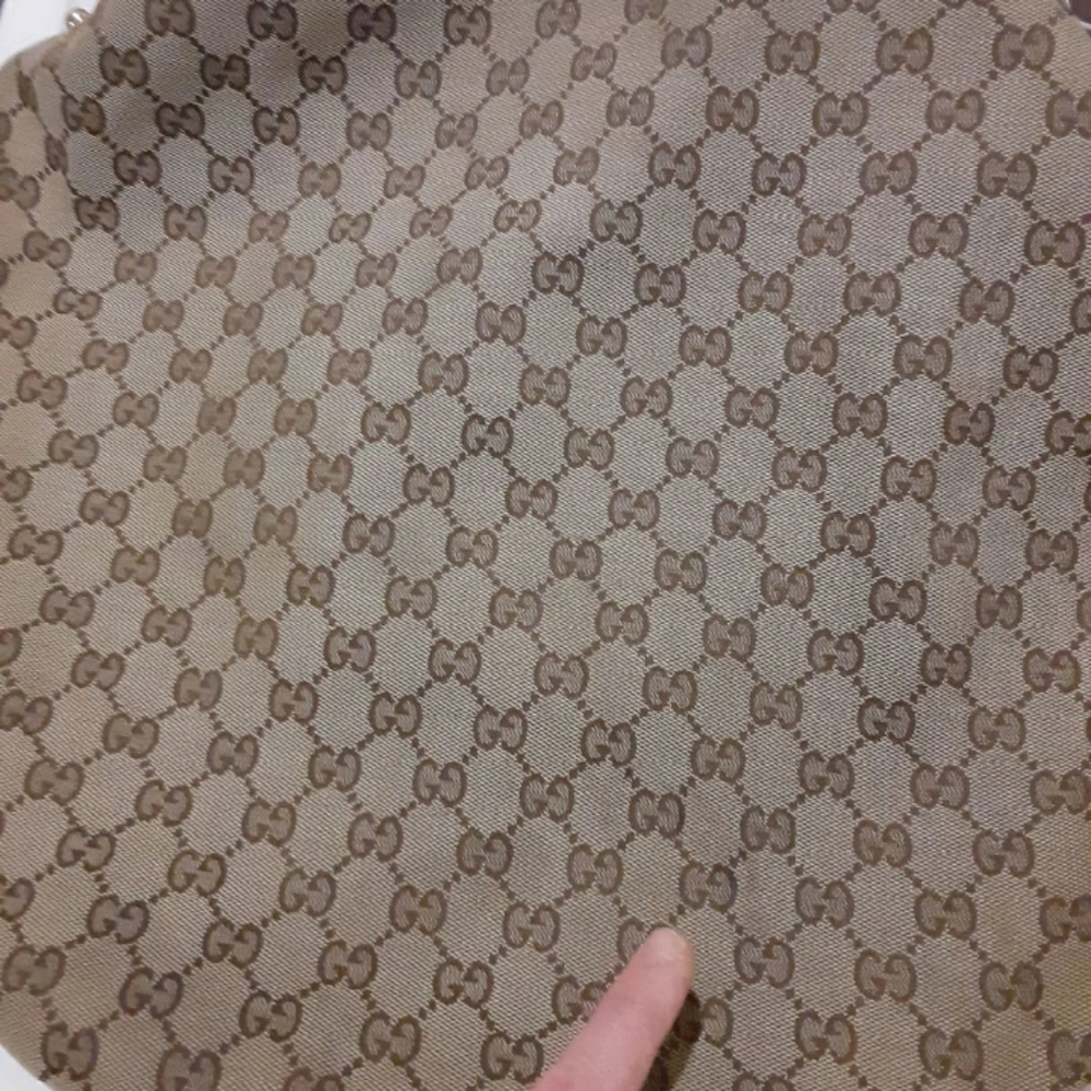 Gucci - Picture 9 of 10